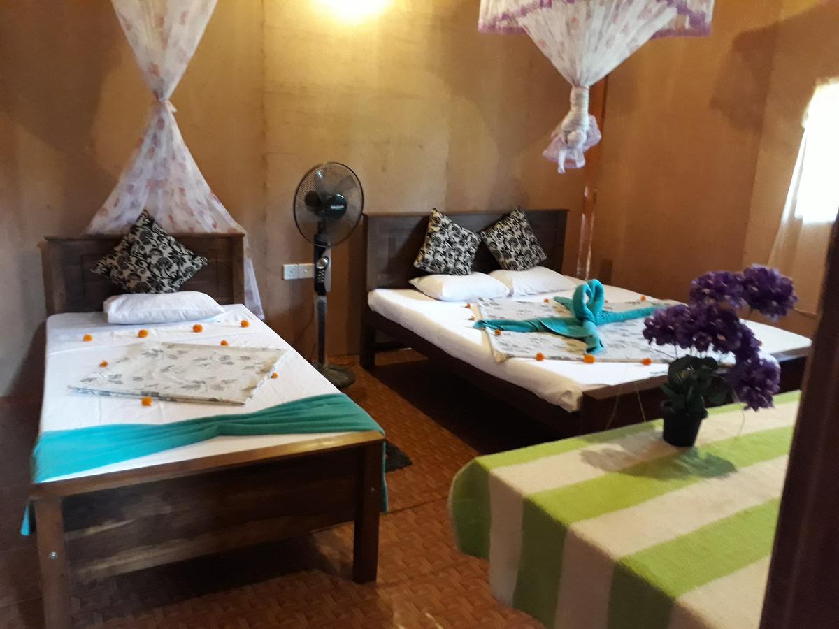 Sigiri Aliya Tree House Hotel Сигирия Екстериор снимка